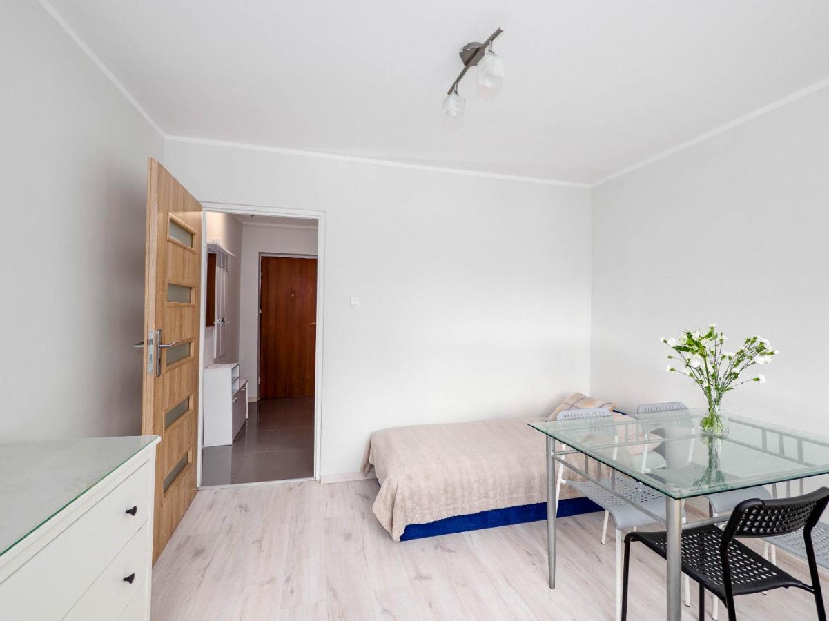 Sweet Honey Mieszkanie W Plocku Apartment Ngoại thất bức ảnh